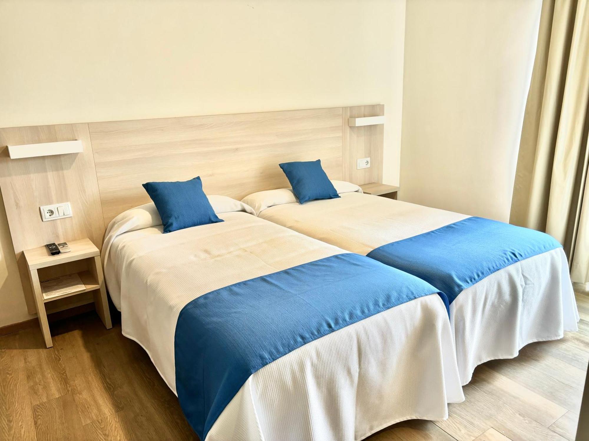 Bluewater Hotel Colonia de Sant Jordi Exteriör bild